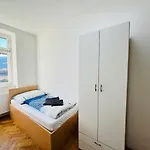 Big Travel Group Leoben Apartamento *