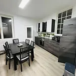 Big Travel Group Leoben Apartamento